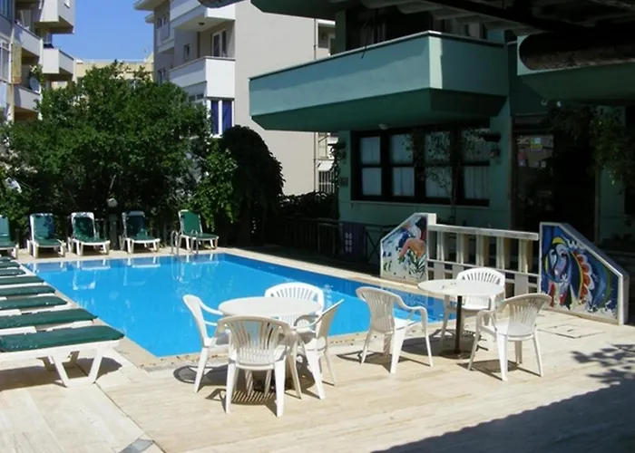 Antik Apart & Aparthotel 2*