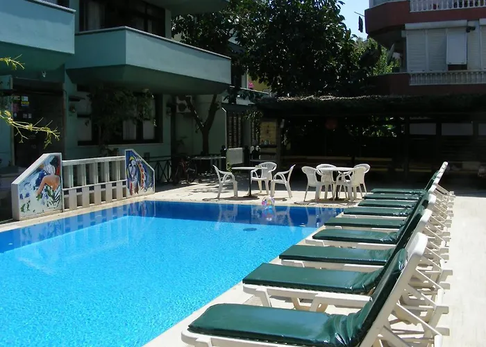 Aparthotel Antik Apart & 2*